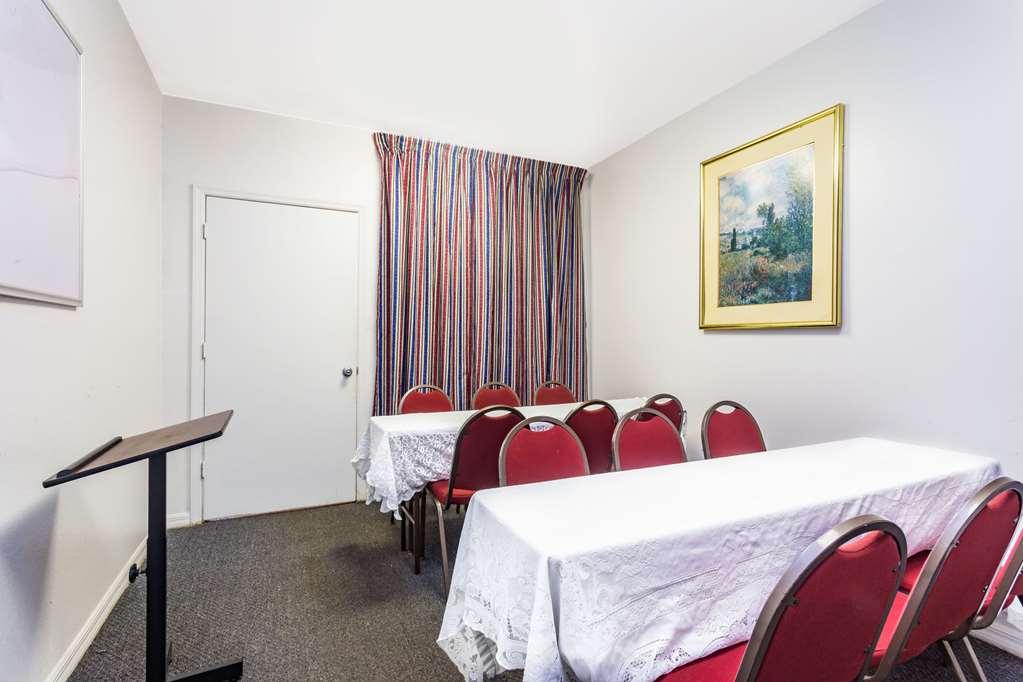 Howard Johnson By Wyndham Lake City Udogodnienia zdjęcie